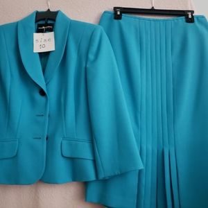 Suit